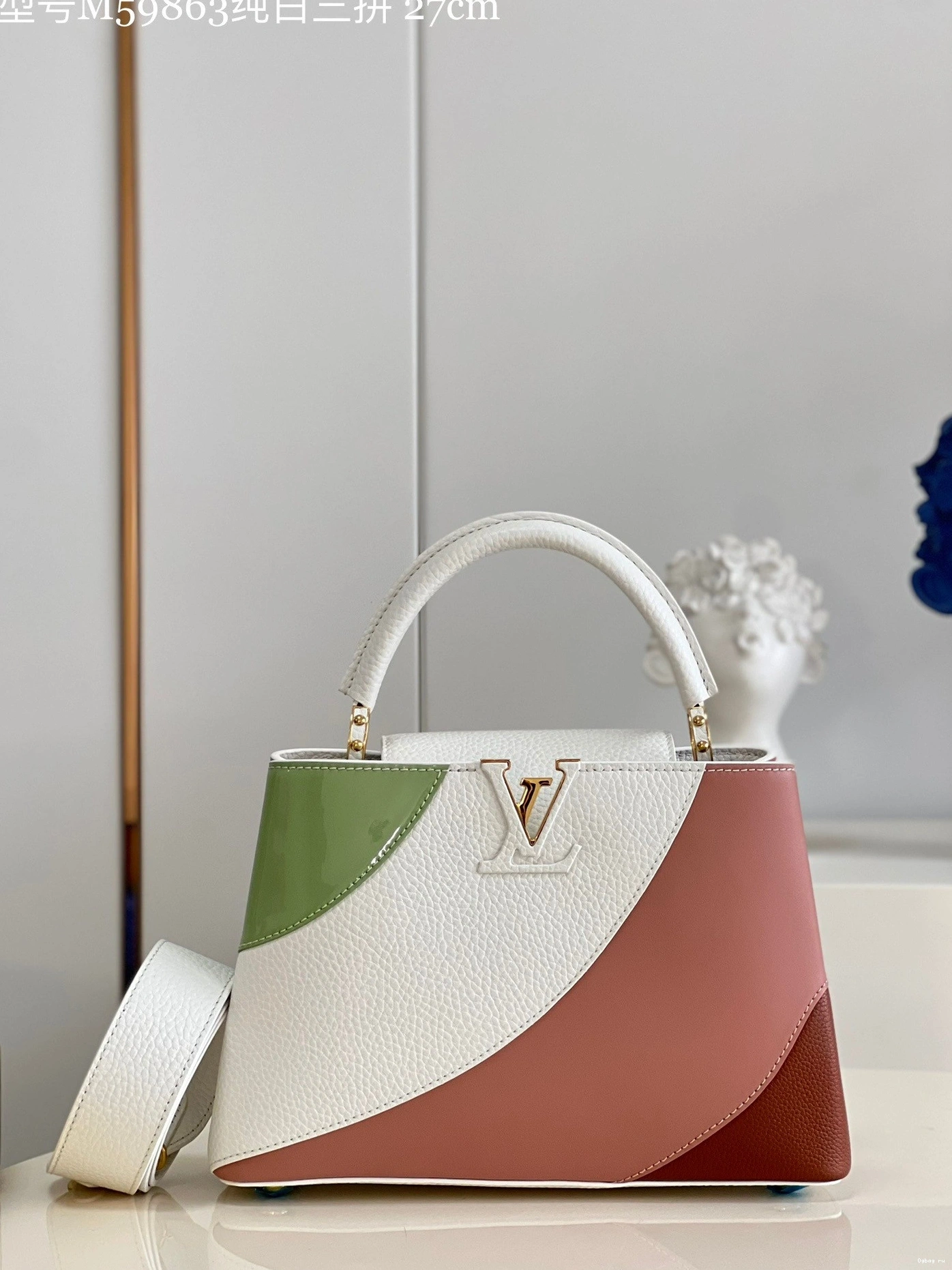 BB CAPUCINES VUITTON LOUIS 0724